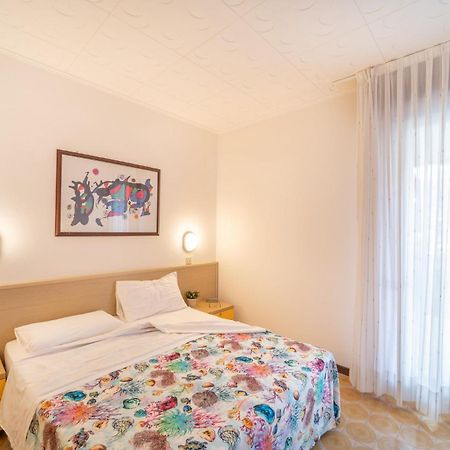 Villaggio Club Dei Pini Бибионе Экстерьер фото