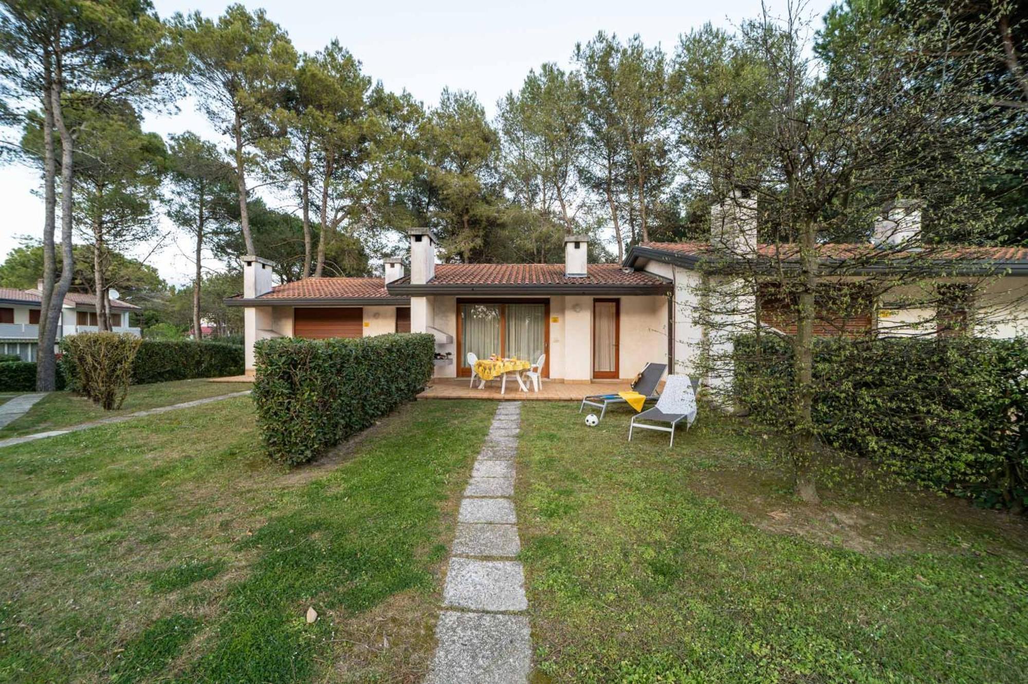 Villaggio Club Dei Pini Бибионе Экстерьер фото